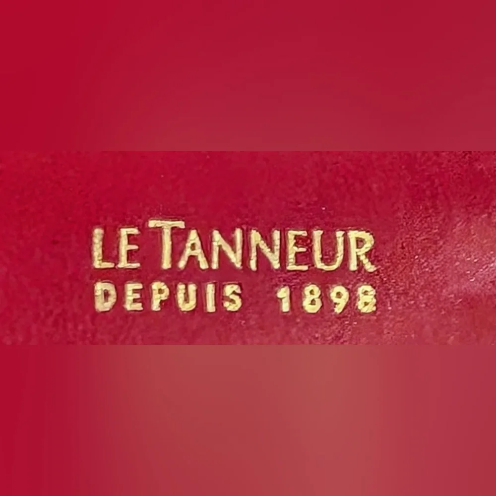 Le Tanneur Depuis 1898 Cluth Wallet w/ mirror